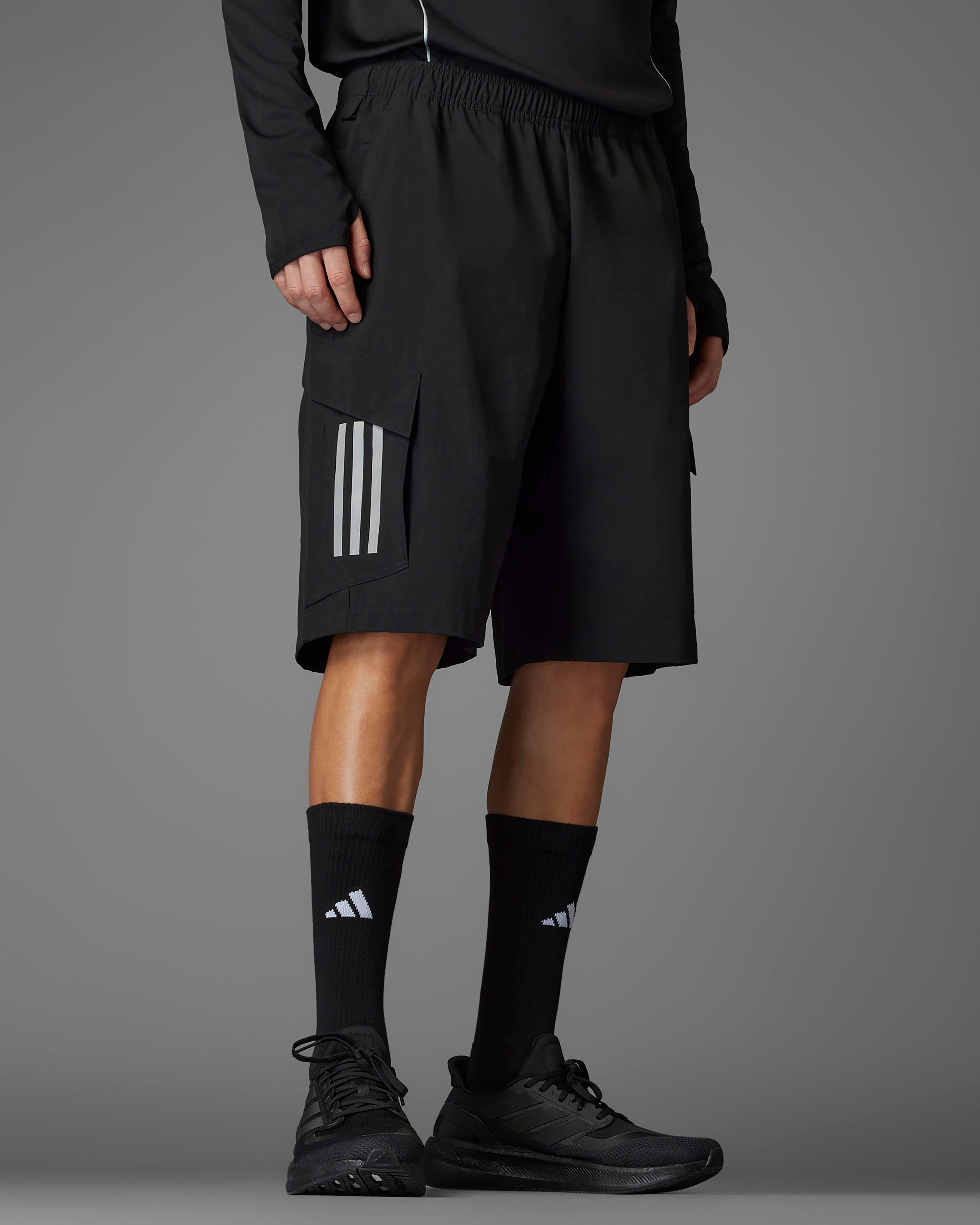 Mens 2025 Mechanics Shorts Black — primary product view showing Mercedes-AMG PETRONAS F1 styling and product details | Dash Racegear