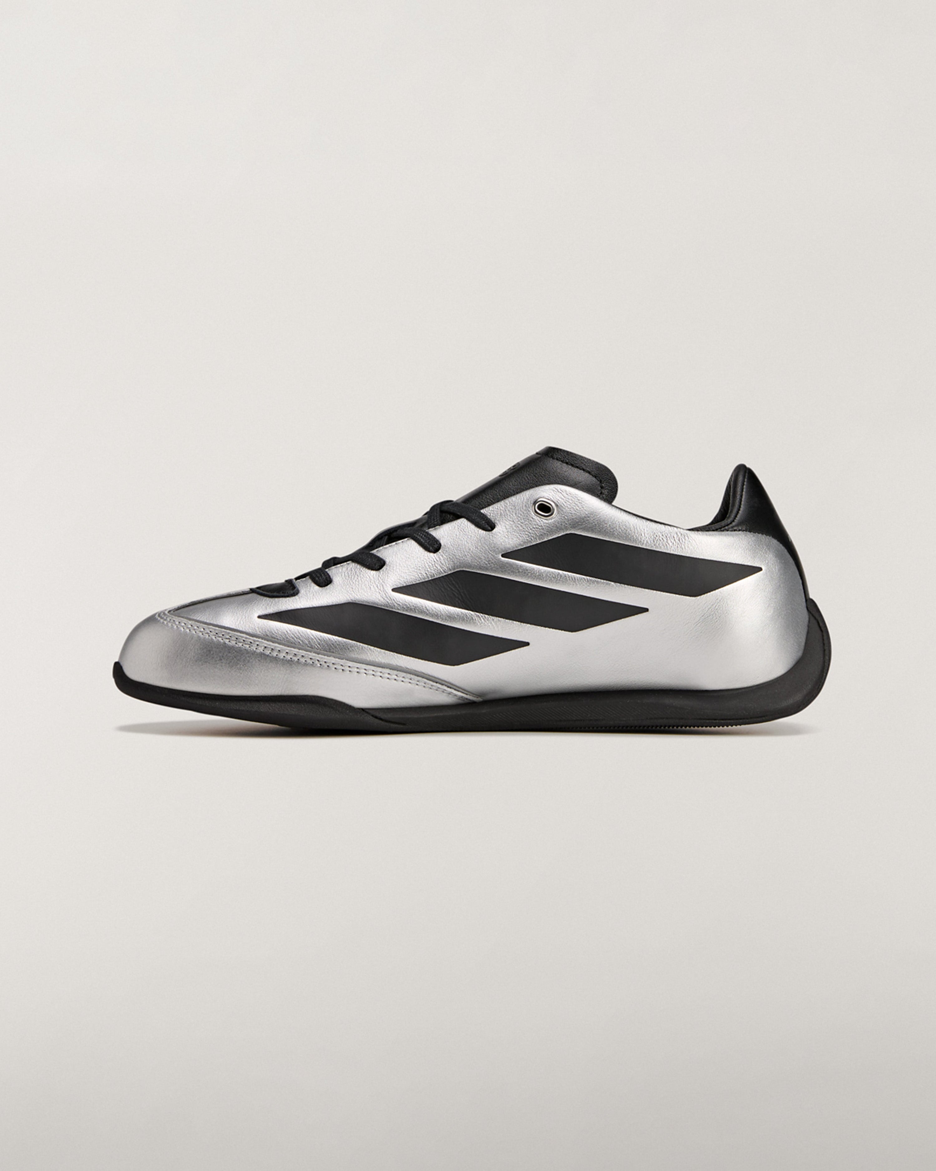 Y-3 Feroza Low Shoes Black — close-up design detail showing Mercedes-AMG PETRONAS F1 styling and product details | Dash Racegear