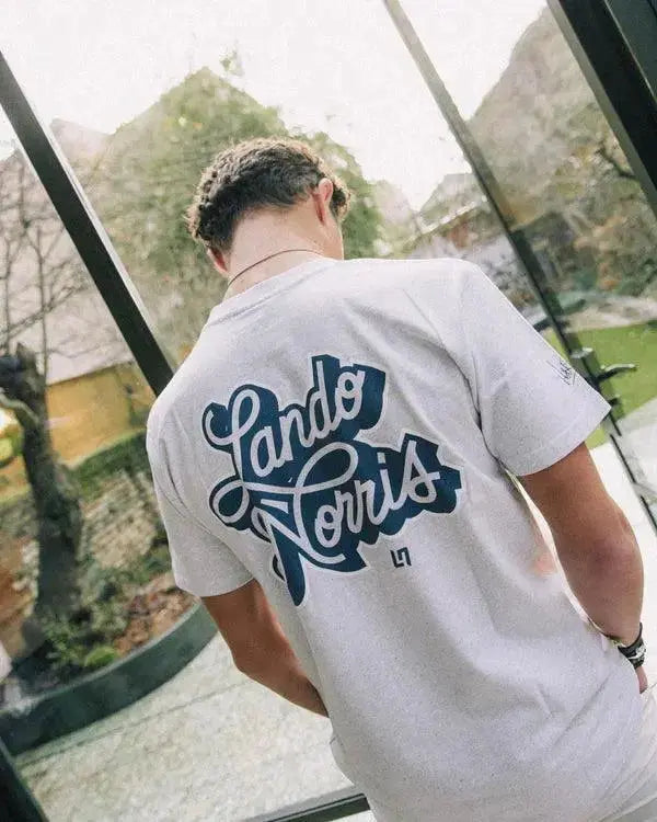 SCRIPT WHITE HEATHER SHORT SLEEVE TEE image 4
