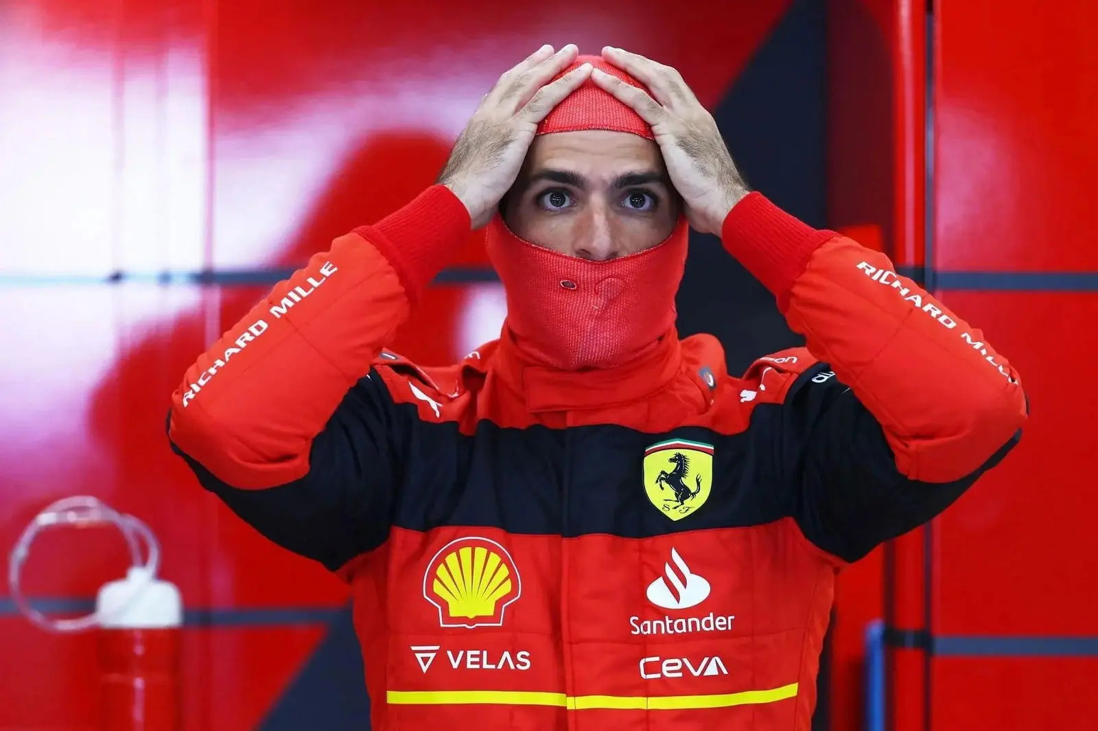 2022 Scuderia Ferrari Carlos Sainz F1 Race Suit image 5
