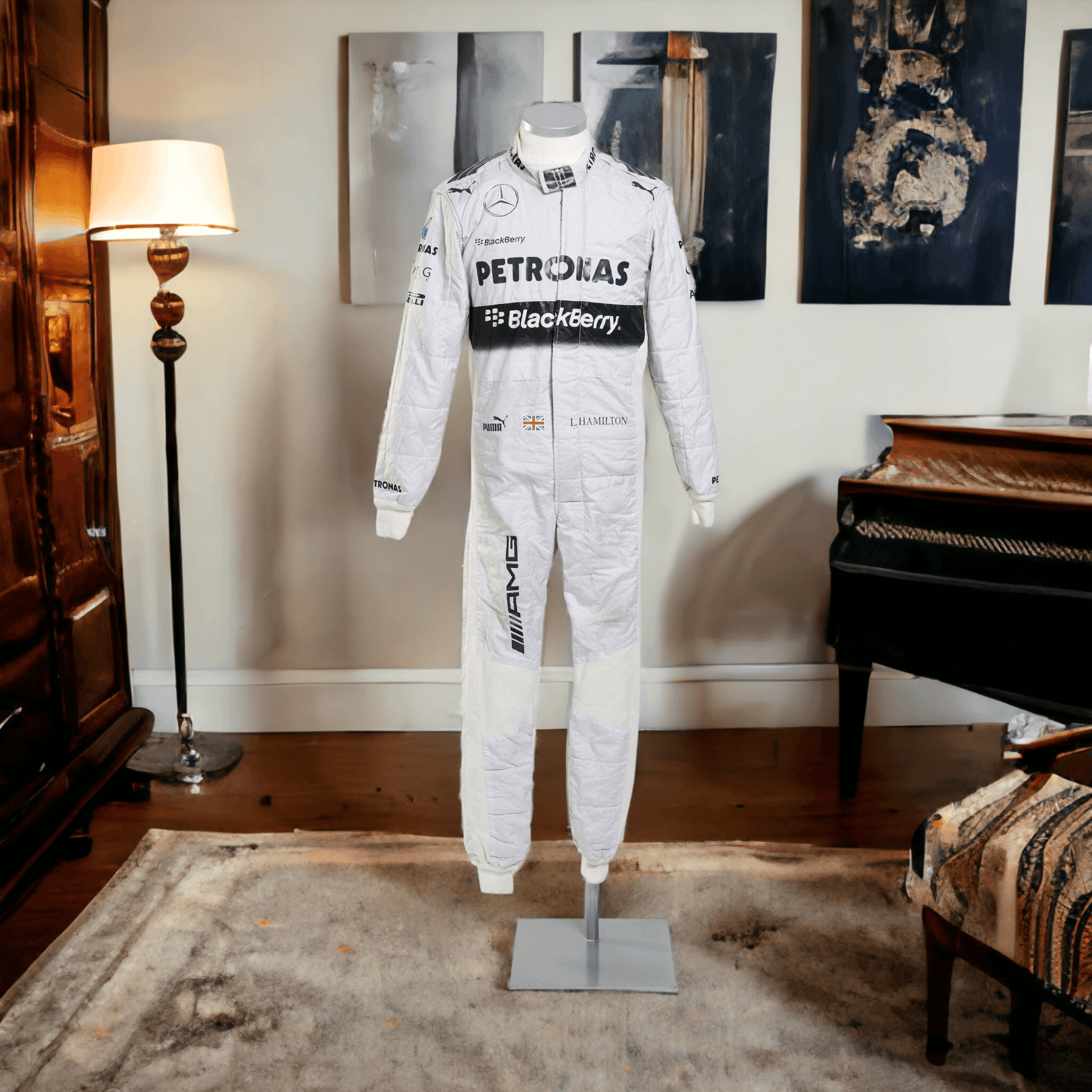 lewis hamilton mercedes amg petronas f1 team 2014 kids LEWIS HAMILTON Mercedes AMG Petronas F1 Team 2014 KIDS Dash Racegear